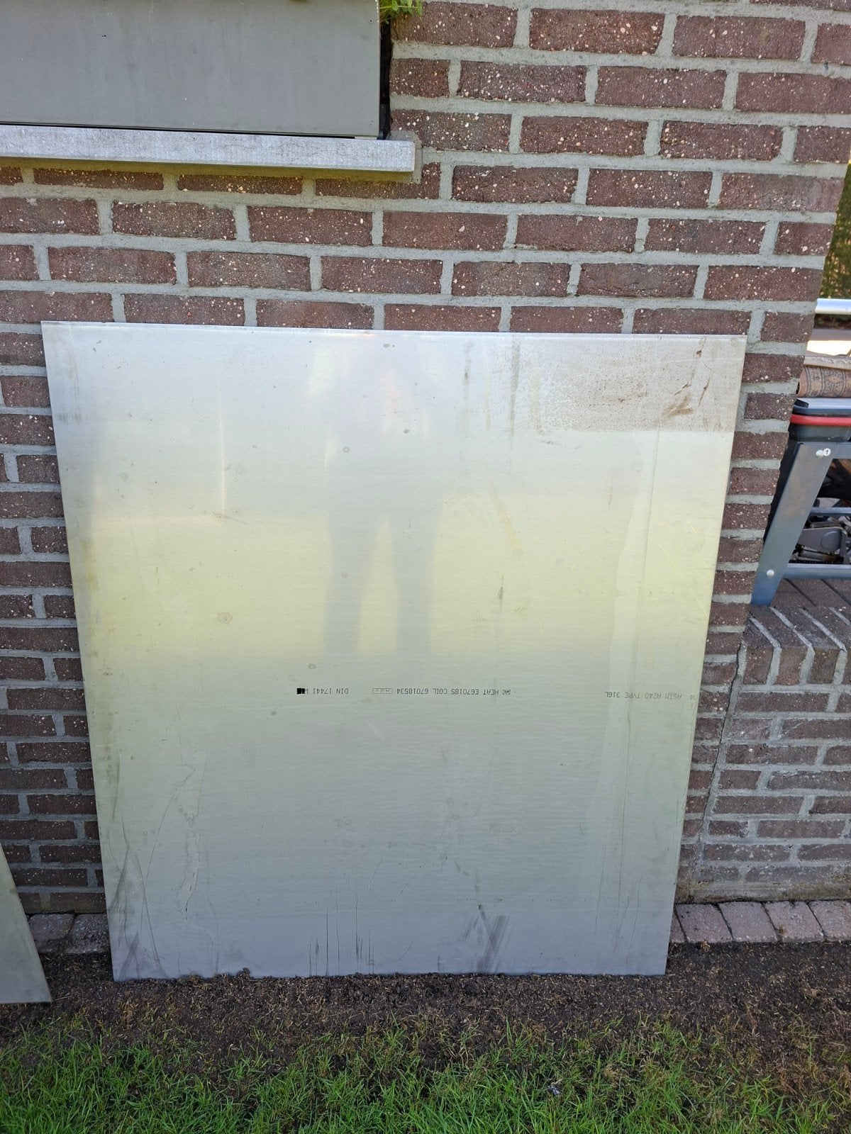 Inox plaat., Enlèvement
