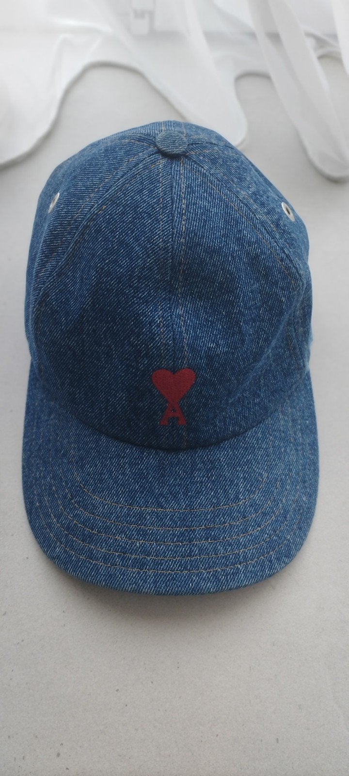 Casquette Ami bleu denim, Enlèvement, Casquette