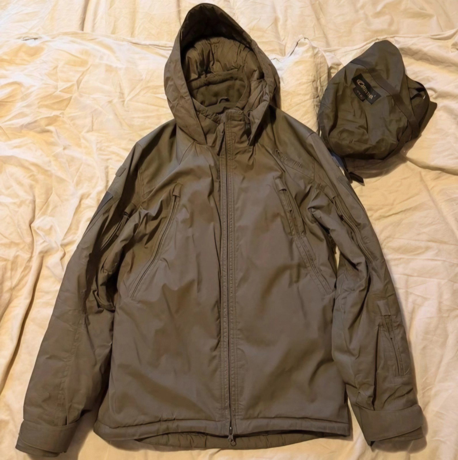 veste isolante carinthia mig 4.0 small, Neuf, Enlèvement ou Envoi, Vert, Carinthia