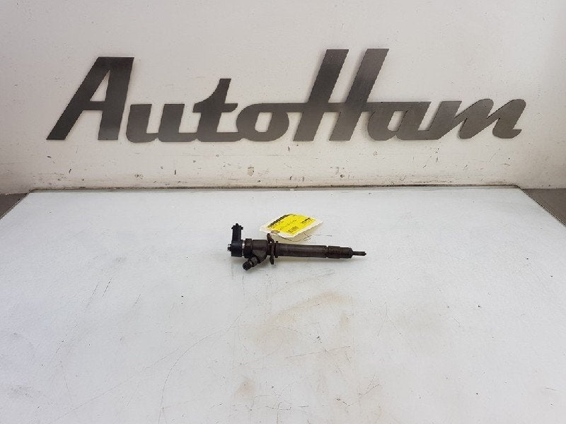 INJECTEUR FAP Volvo V70 (SW) (01-1999/12-2008), Robert Bosch AG, Robert-Bosch-Allee 1
74232  Abstatt, DE, Engineering@bosch.com