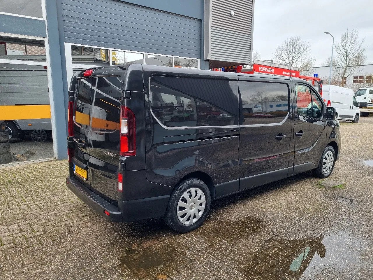 Renault Trafic 2.0 CDTI 120 PK L2 Koelwagen Denso -7 'C Euro, Auto's, Voorwielaandrijving, Gebruikt, Euro 6, Renault