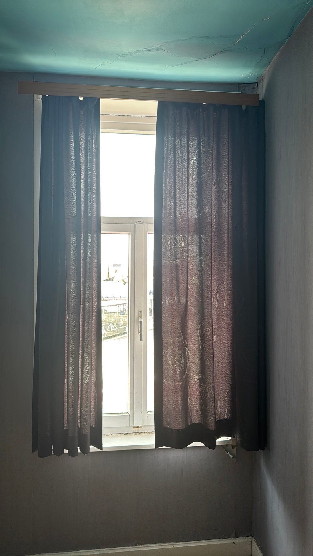 Overgordijnen, Huis en Inrichting, Stoffering | Gordijnen en Lamellen, Ophalen, Zo goed als nieuw, Bruin