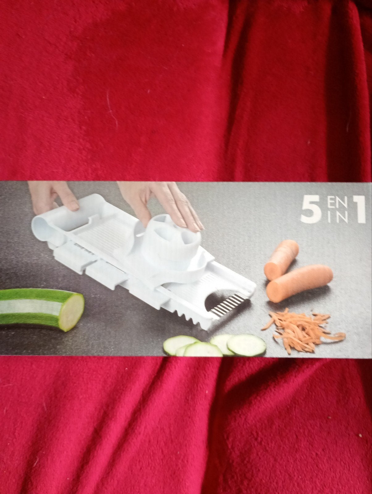 Mandoline, Enlèvement