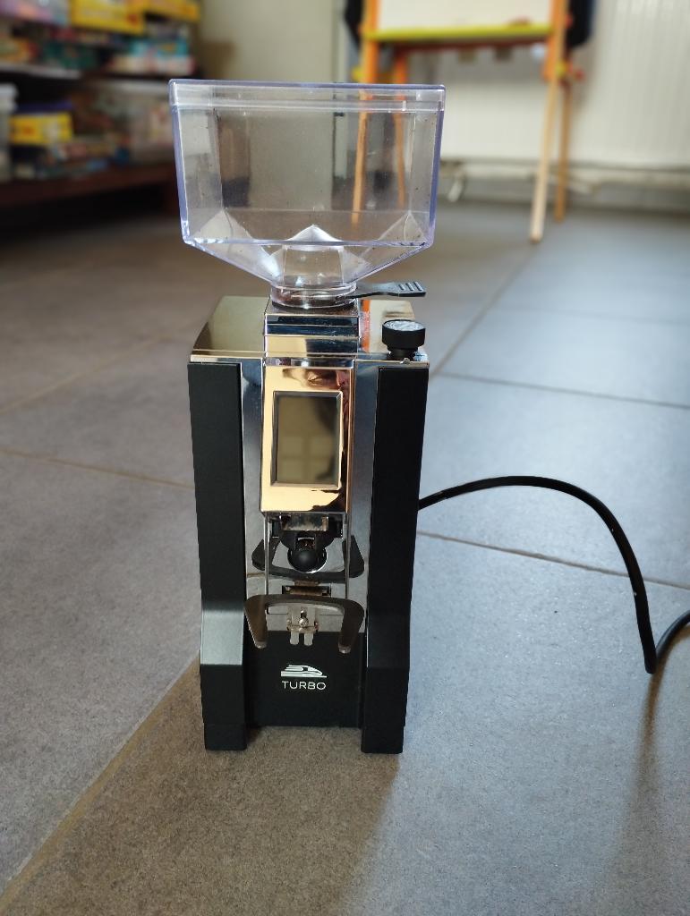 Moulin à café Eureka Mignon Turbo 65 16CR - Meules 65mm, Elektronische apparatuur, Ophalen, Zo goed als nieuw