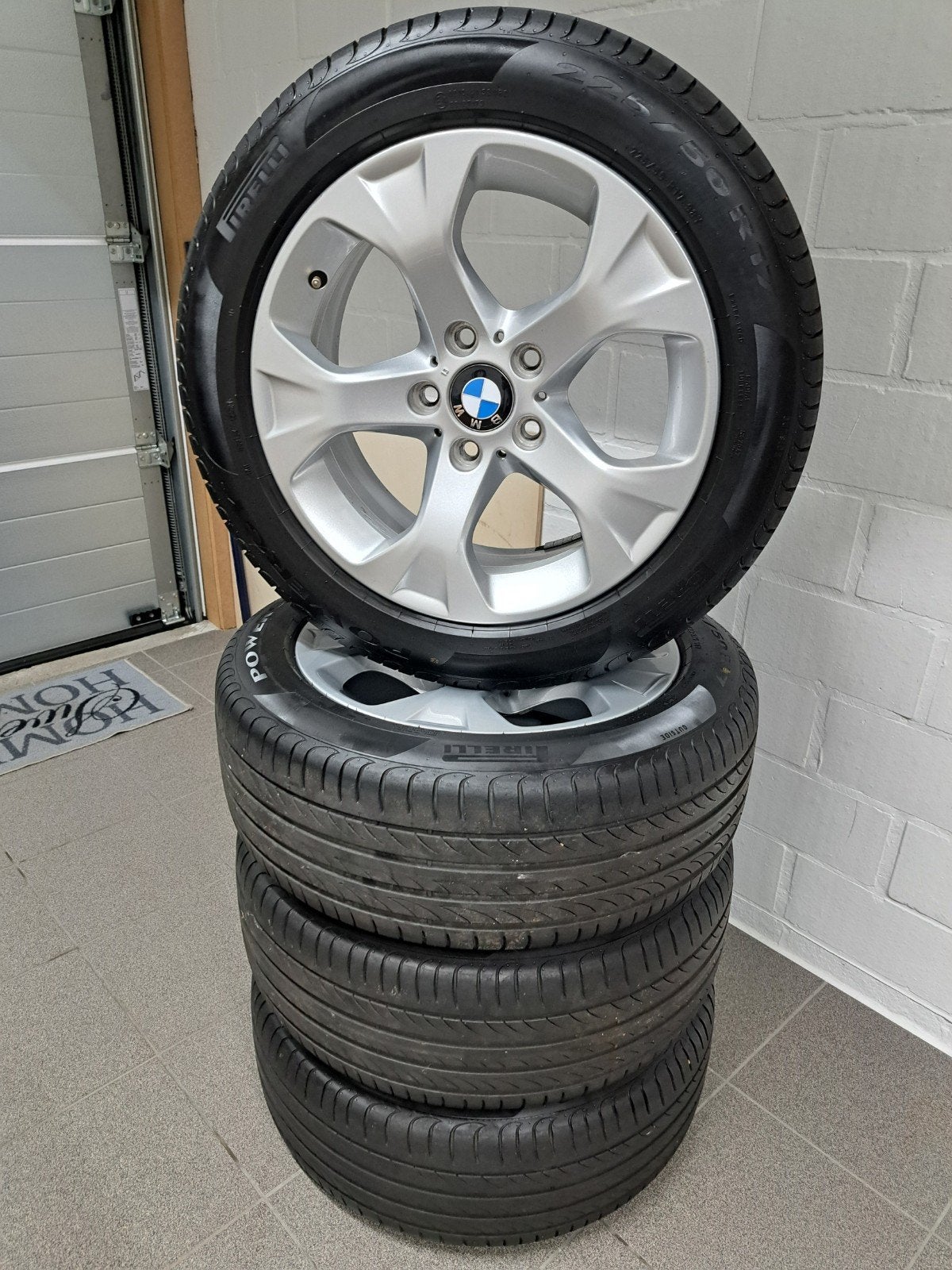 Originele BMW X1 velgen met pirelli banden, Autos : Pièces & Accessoires, Enlèvement, Pneu(s)