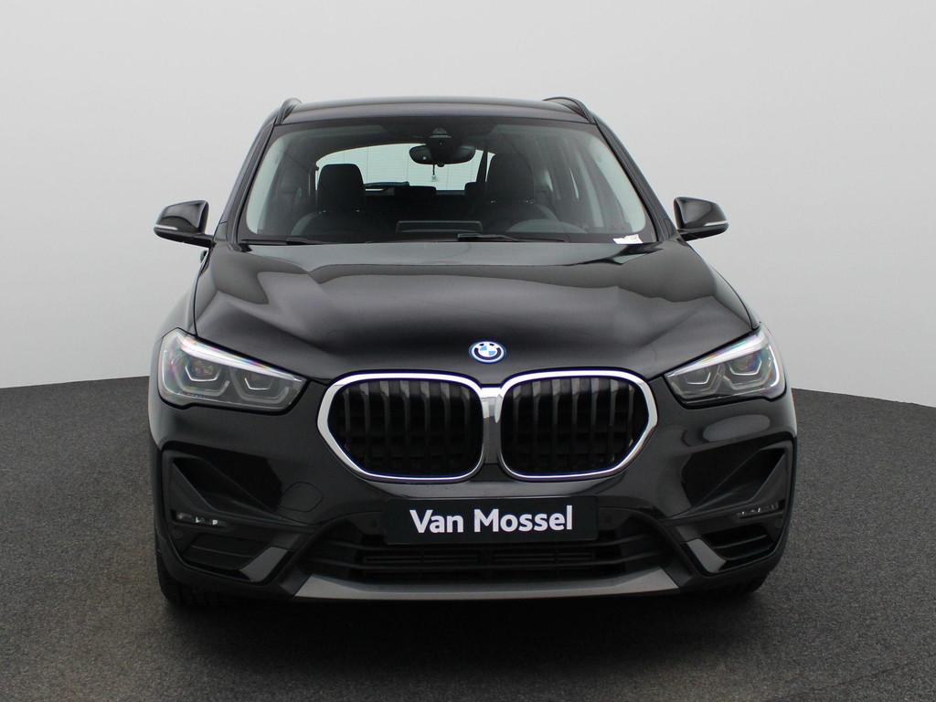 BMW X1 xDrive25e TREKHAAK | LEDER | LED, Auto's, https://public.car-pass.be/vhr/82845f72-117c-4029-9c8f-35170051f2ce, Stof, Gebruikt