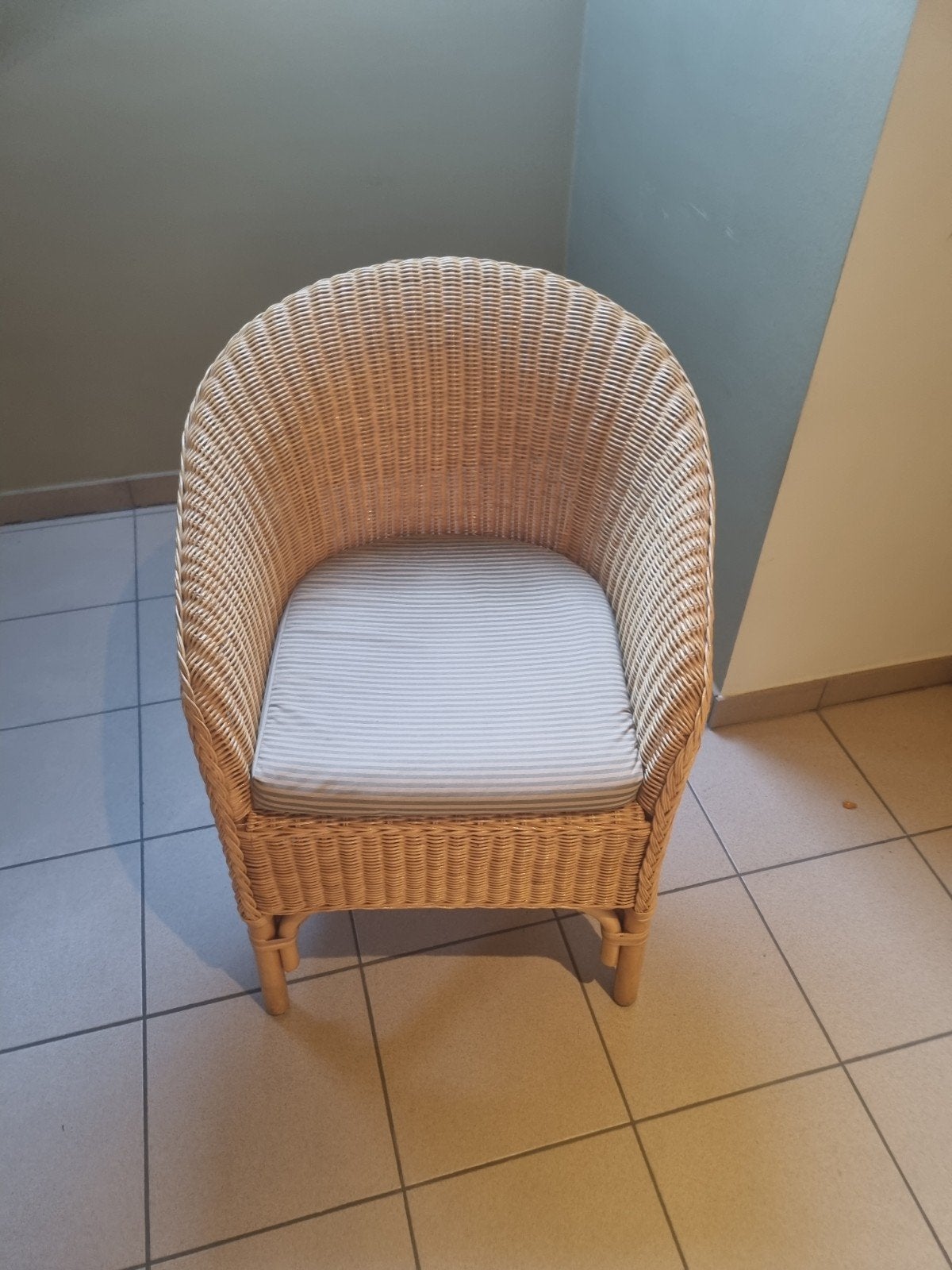 Rotan zeteltje, Ophalen, Zo goed als nieuw, Rotan, Eén