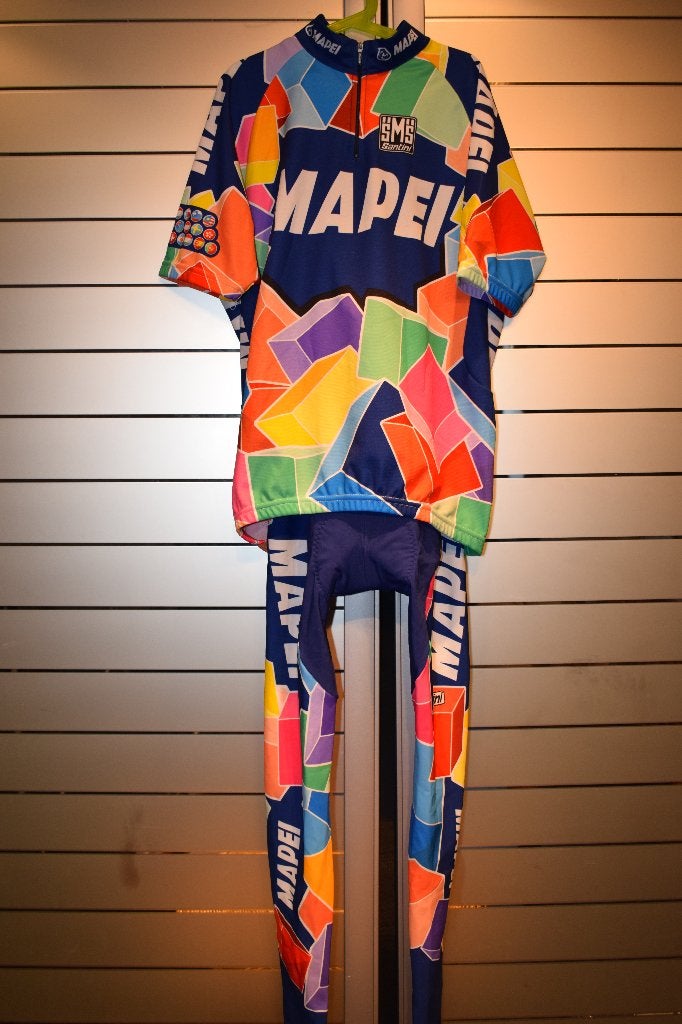 santini mapei fietskledij set, Fietsen en Brommers, Fietsaccessoires | Fietskleding, Ophalen of Verzenden, Zo goed als nieuw, L