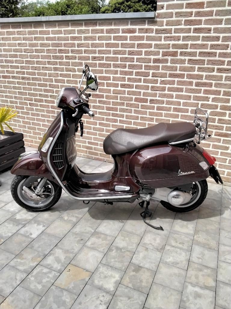 Vespa GTS125, Particulier, 125 cc