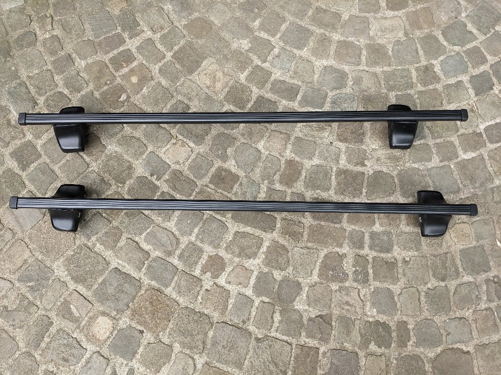 Thule :  Barres de toit  137 cm + Pieds RapidSystem 754, Autos : Pièces & Accessoires, Enlèvement, Utilisé