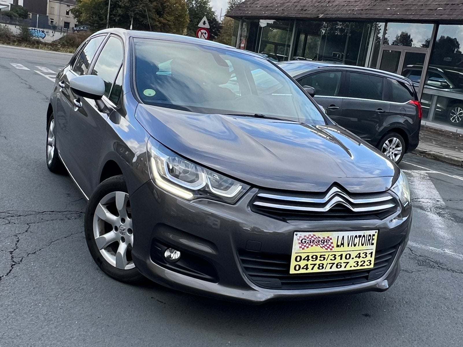 Citroën C4 , 2016année 1.6HDi 193000km Euro 6b 0032478767323, Autos, Argent ou Gris, Achat, Euro 6, Entreprise