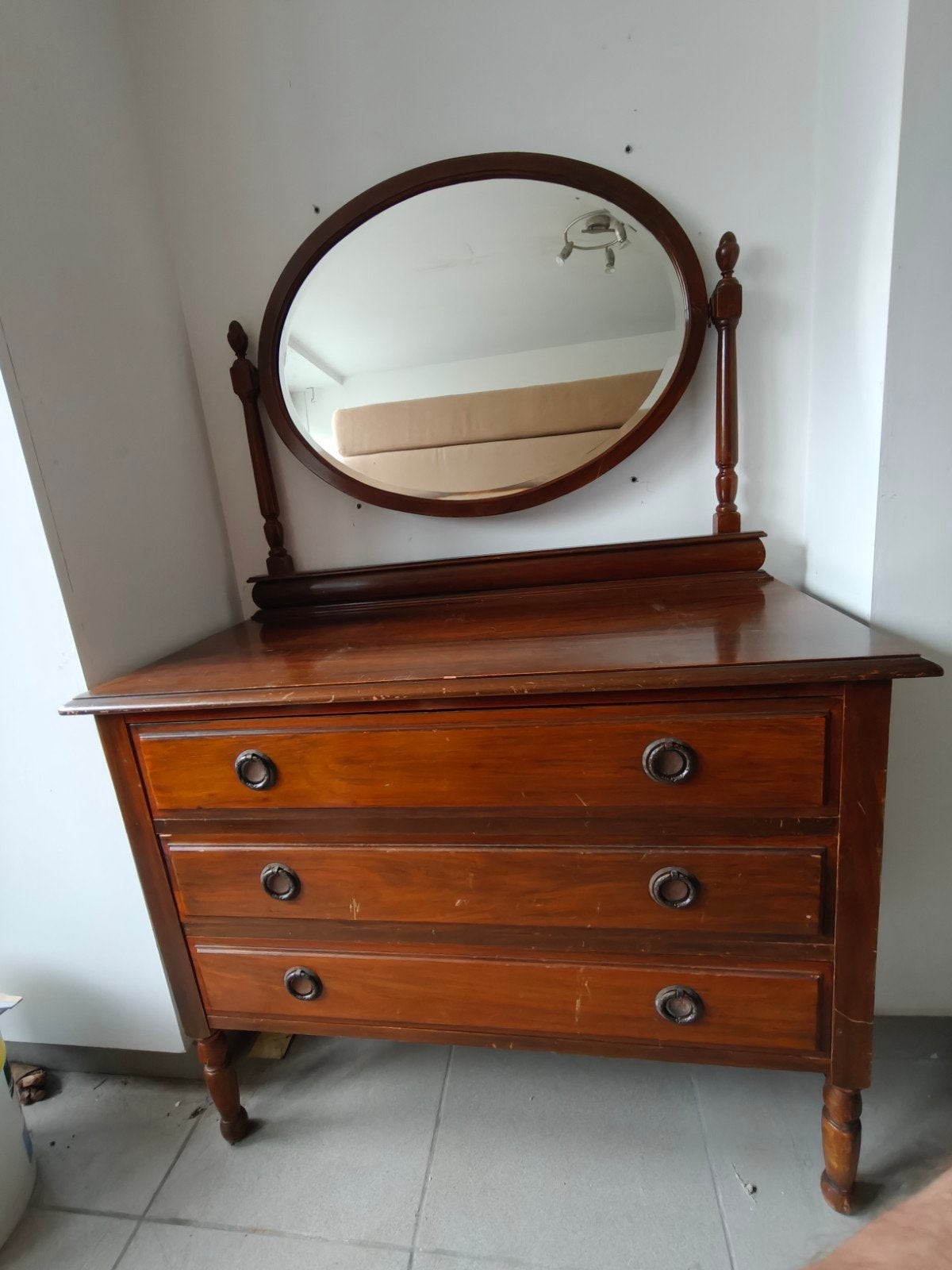 Commode a l'ancien., Maison & Meubles, Tables | Coiffeuses, Enlèvement