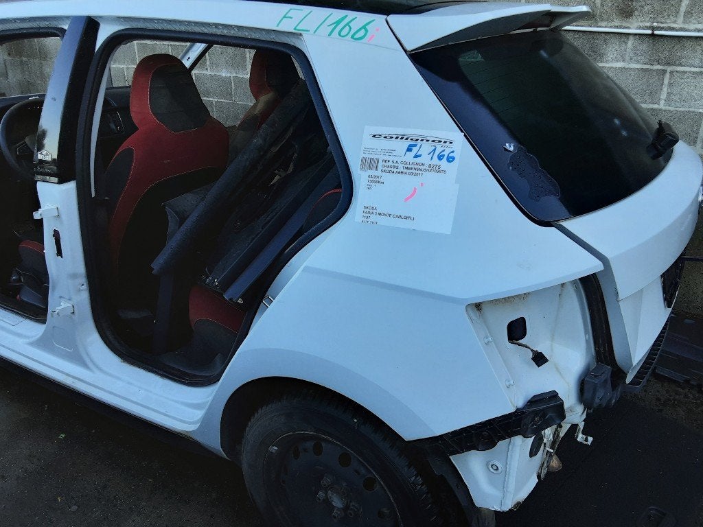SPATBORD LINKS ACHTER Skoda Fabia III (NJ3), Auto-onderdelen, Gebruikt, Achter, Skoda, Spatbord