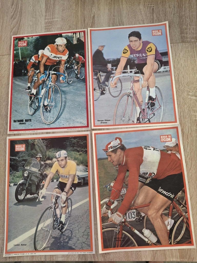 20 Anciens Posters  Miroir du Cyclisme - Tour de France, Sports & Fitness, Envoi, Utilisé