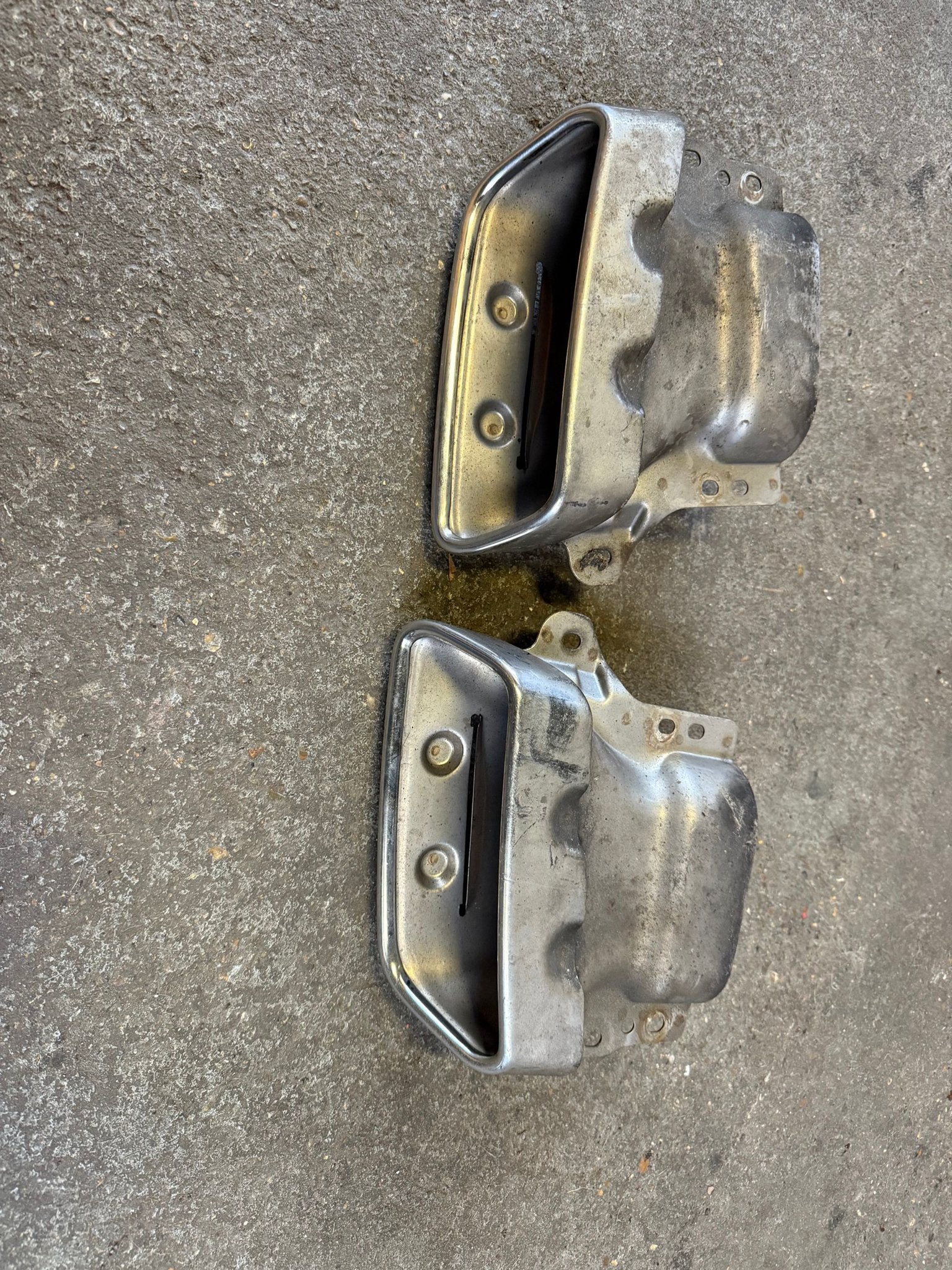 Mercedes-Benz W221 W222 AMG uitlaat sierstuk A2214904227, Origine de la pièce connue, Utilisé, -, -