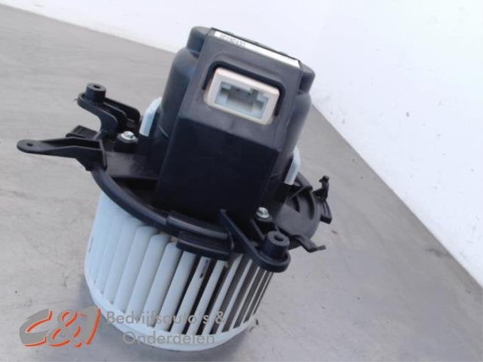 Kachel Ventilatiemotor van een Opel Combo, Gebruikt, -, -, Opel