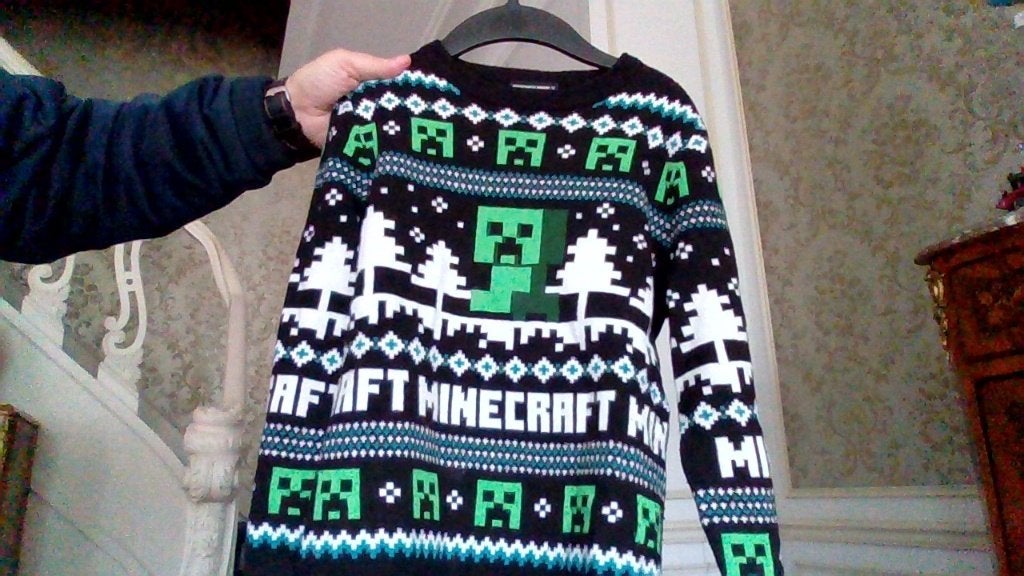 Pull minecraft pour enfant, Antiquités & Art, Antiquités | Vêtements et Textile, Enlèvement