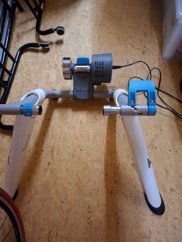 Tacx Flow Smart Interactieve Trainer + Genesis koersfiets, Enlèvement, Utilisé