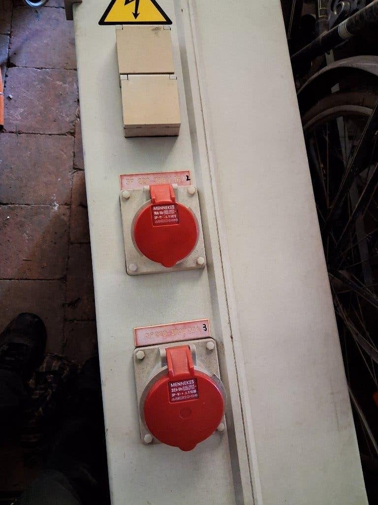 werfkast 220/380 volt, Ophalen, Gebruikt
