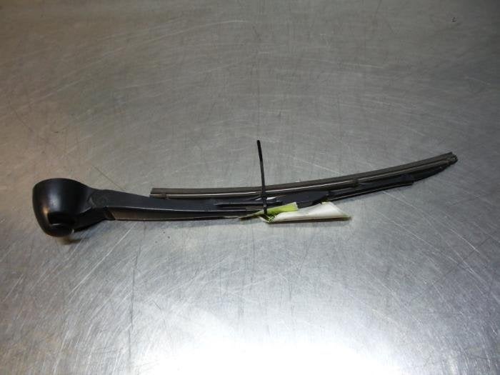Ruitenwisserarm achter van een Volkswagen Polo (Polo 99-), Gebruikt, -, Volkswagen, -
