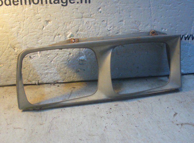 SIERLIJST KOPLAMP RECHTS Maserati Bi-turbo (01-1970/-), Taurusavenue 1
2132 LS  Hoofddorp, NL, Webaccessibility@stellantis.com