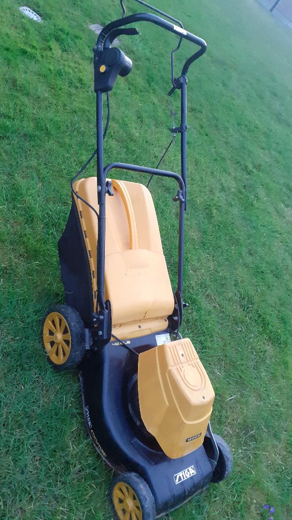 Grasmachine elektrisch STIGA zelftrekker 48cm, Stiga, Tondeuse rotative, Sac de ramassage, 40 à 49 cm