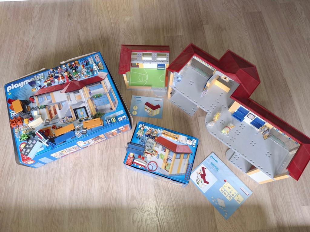 Playmobil school en turnzaal, Ophalen, Zo goed als nieuw