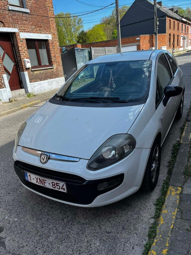 Fiat punto evo, Autos, Euro 5, Achat, 65 kW, Particulier