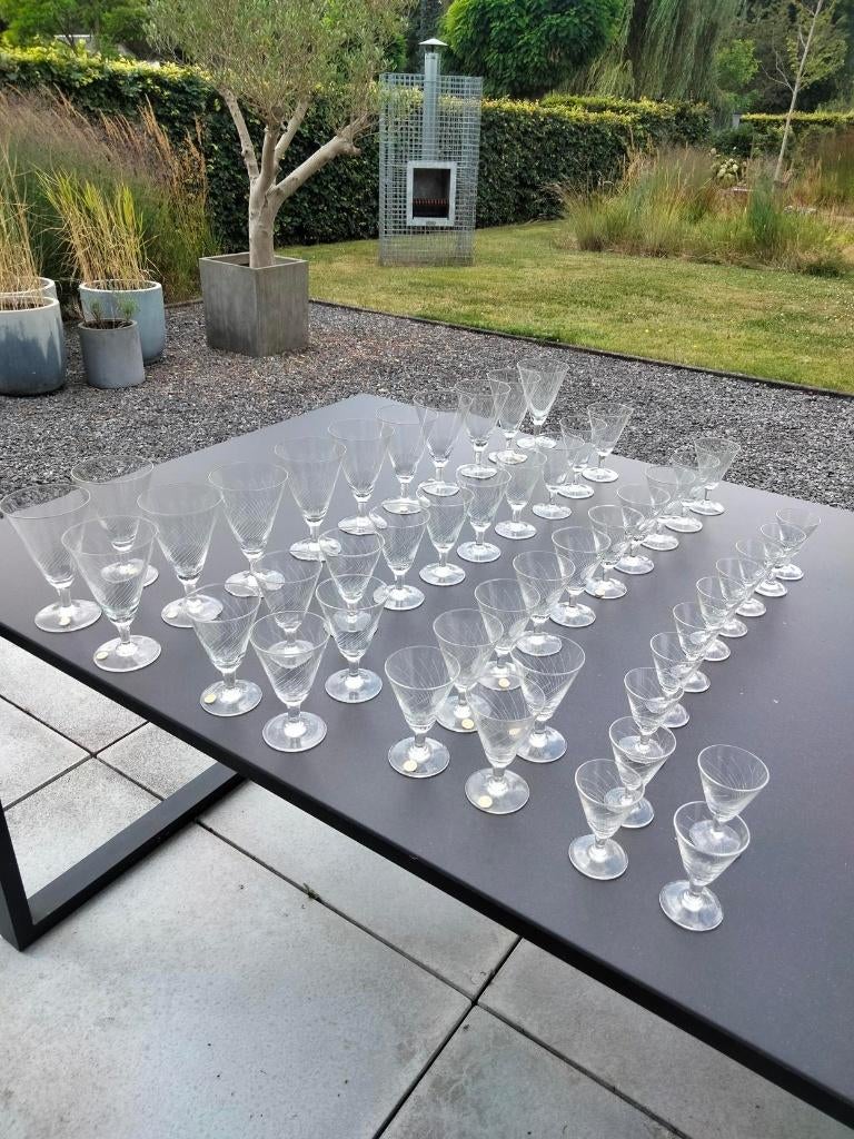 Set van 48 vintage design glazen glas made in Belgium, Antiek en Kunst, Ophalen