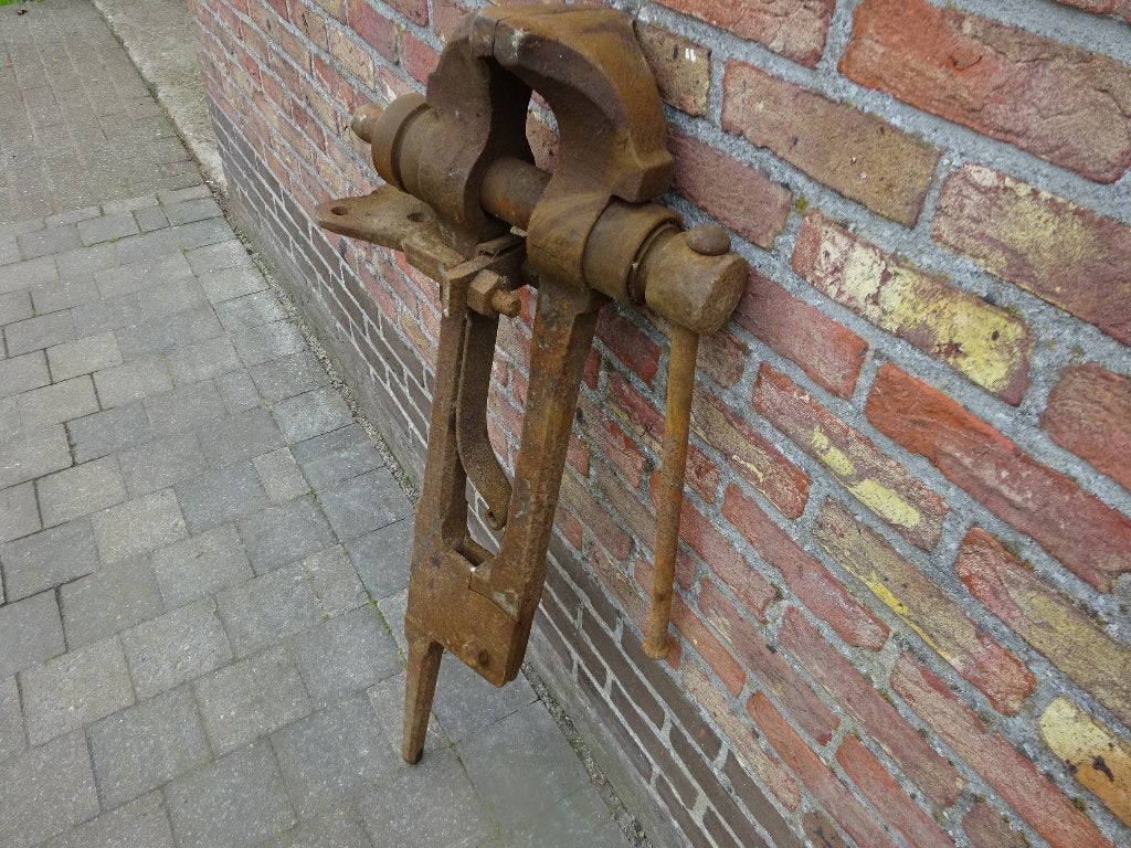 Staartbankschroef, Enlèvement, Utilisé