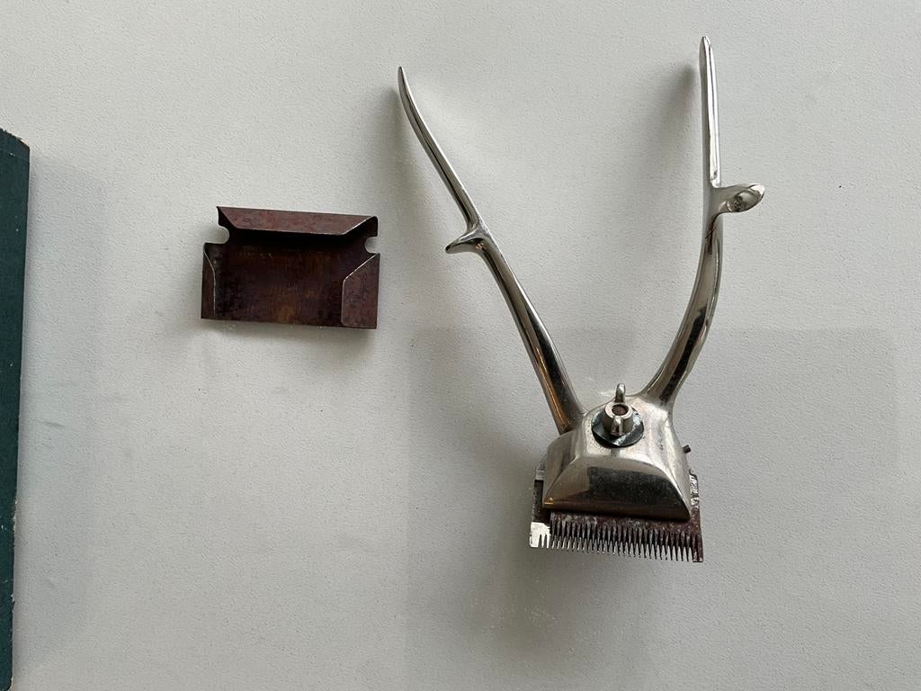 Zoldervondst franse tondeuse   La Parfaite Made in France, Enlèvement ou Envoi