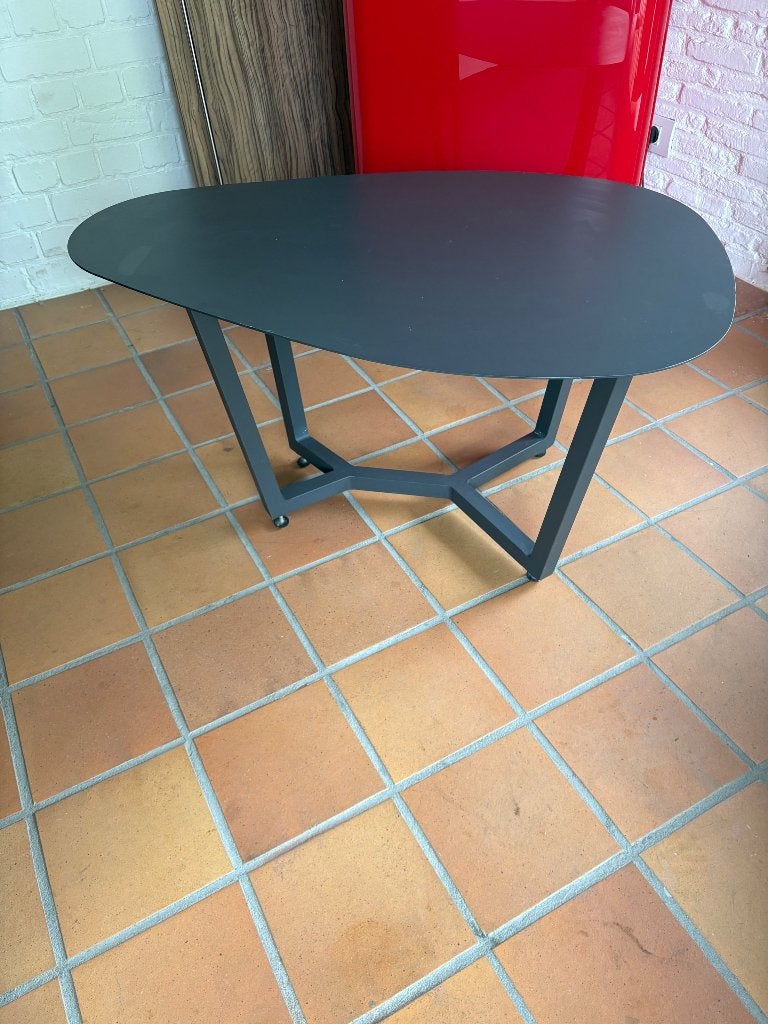Tafel buiten, Ophalen