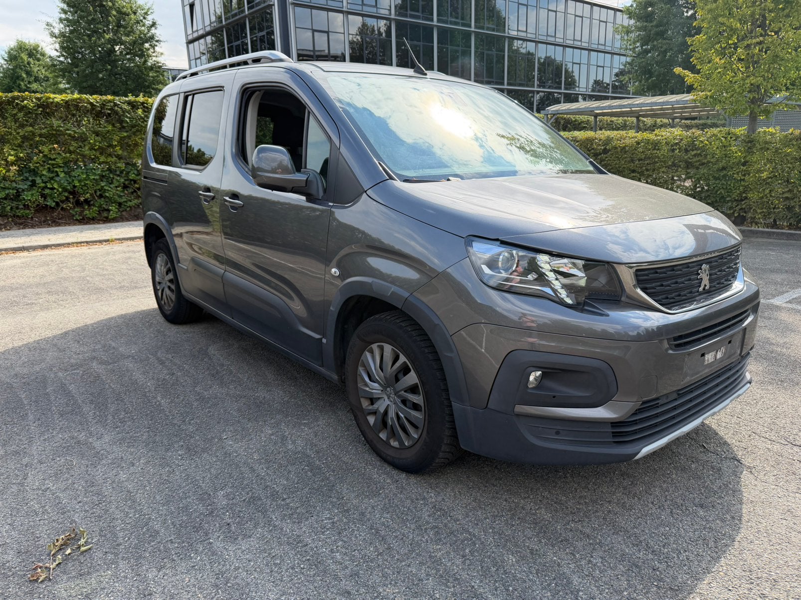 Peugeot Rifter / 1.2 Benzine / Euro 6, Auto's, Regensensor, Bedrijf, Zilver of Grijs, 4 deurs