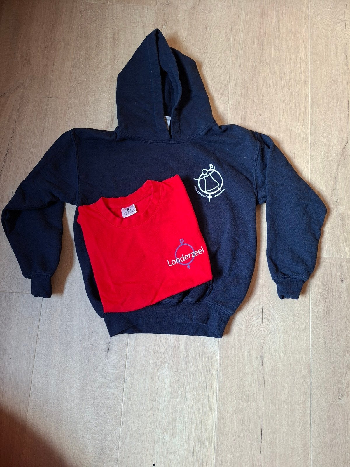 Chiro Londezeel pull + t shirt maat 7/8 jaar, Ophalen, Meisje, Trui of Vest, Zo goed als nieuw