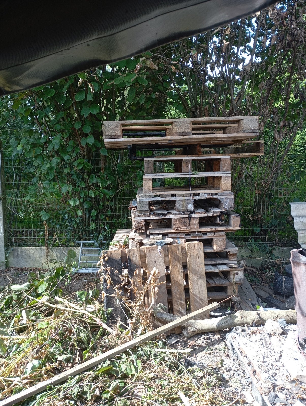 Houten paletten, Ophalen