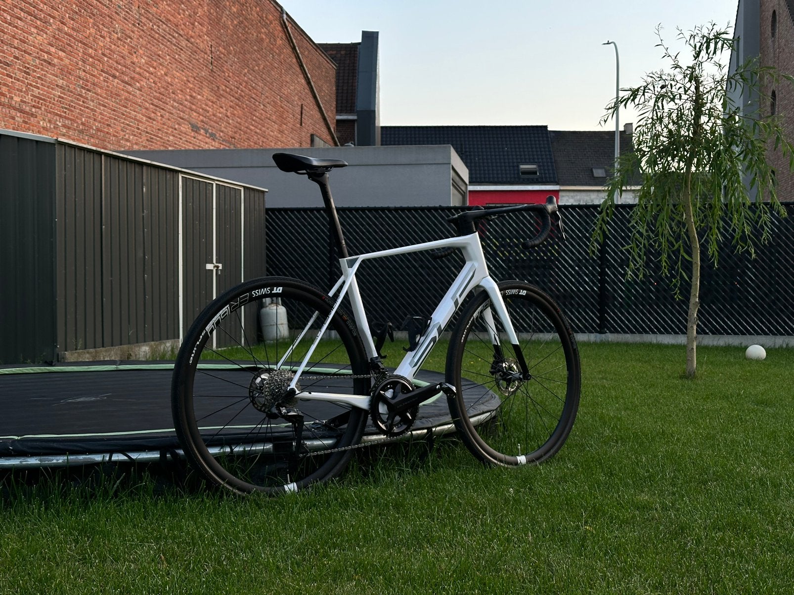 Superior X-Road Team Issue DI2 2024 Large, Ophalen, Carbon