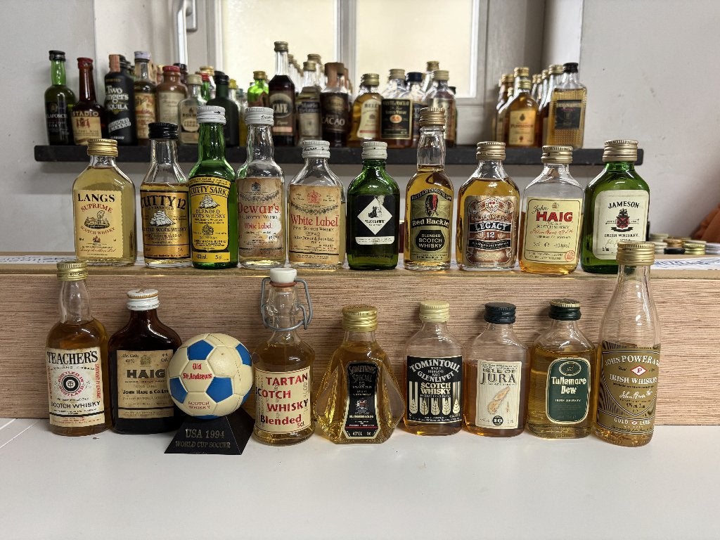 Lot van 19 Vintage Whisky miniaturen Scotch, Malt, Irish, Ophalen of Verzenden, Gebruikt