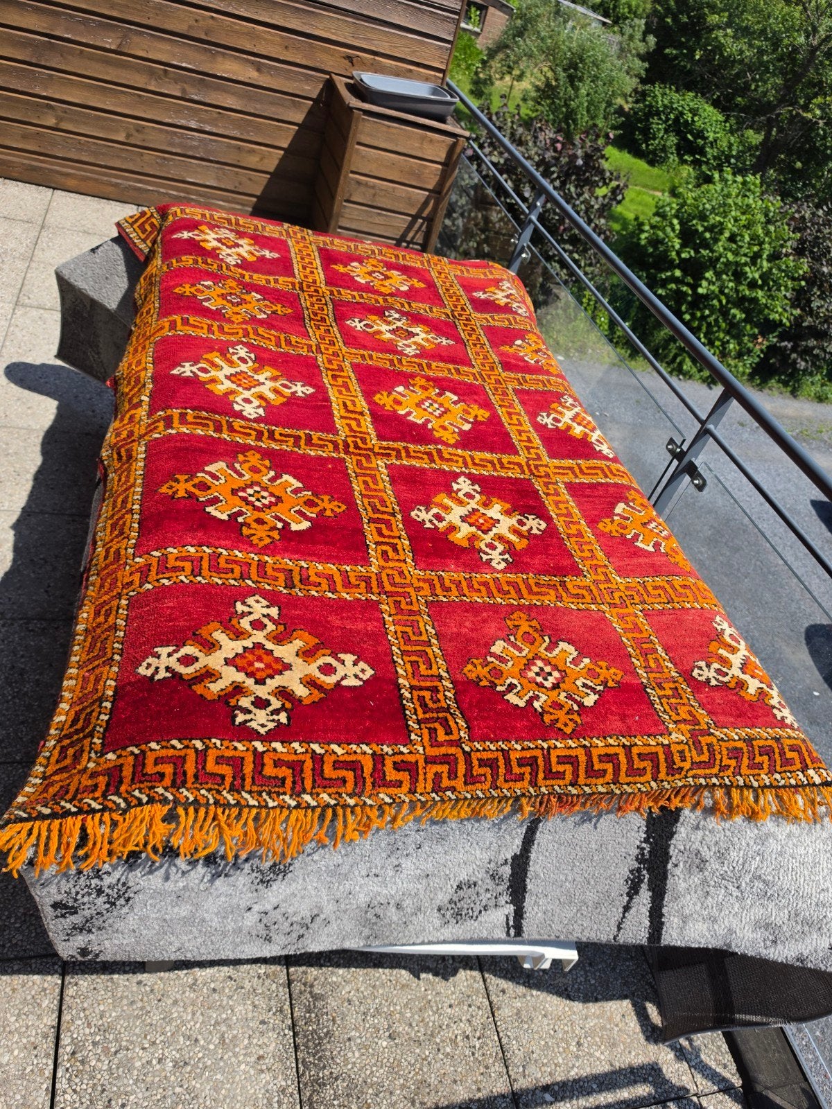 Tapis Marrocain, Enlèvement, Utilisé