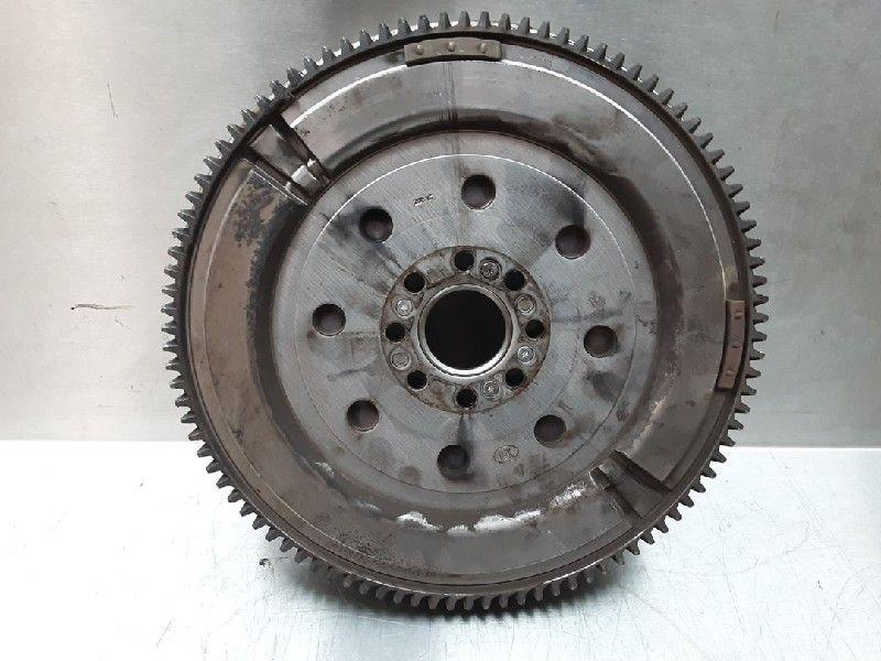VOLANT MOTEUR Toyota Verso (01-2009/08-2018) (|VERSO|), Utilisé, Toyota