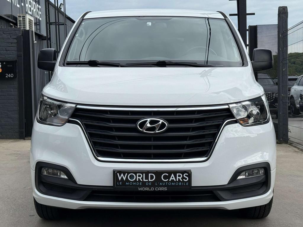 Hyundai H-1 2.5 CRDi 6PLACES TVAC*BTWIN - NAVIGATION - CAMER, Autos, Achat, 199 g/km, Euro 6, Entreprise