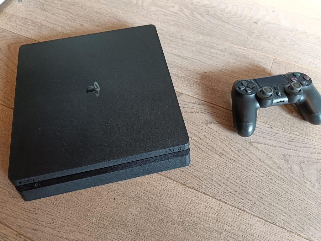 Playstation 4 + 9 spellen, Ophalen, Met 1 controller, Slim, 500 GB