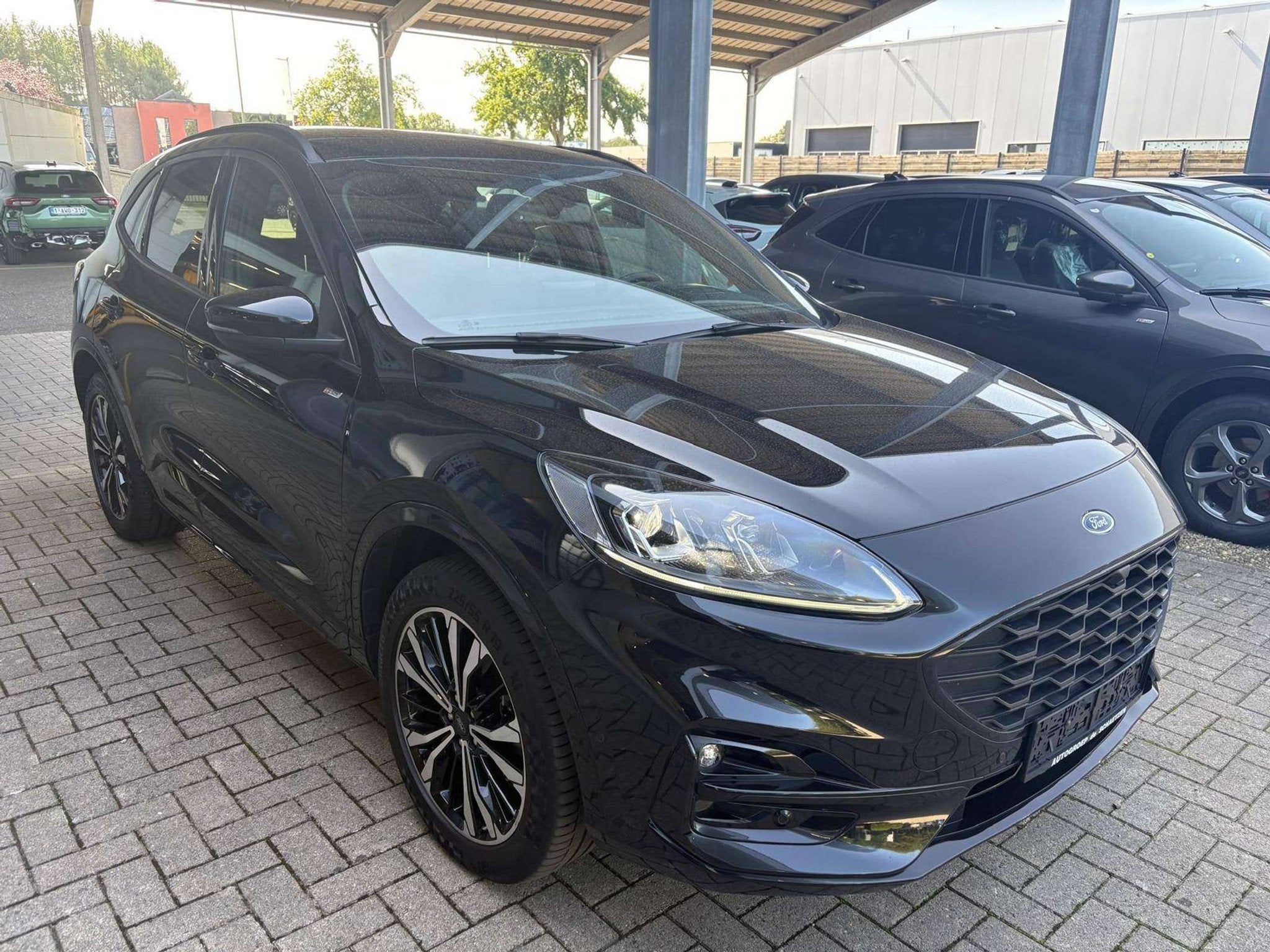 Ford Kuga ST-Line X PHEV AUT met pano-dak (automatique), 1773 kg, Achat, Euro 6, Noir