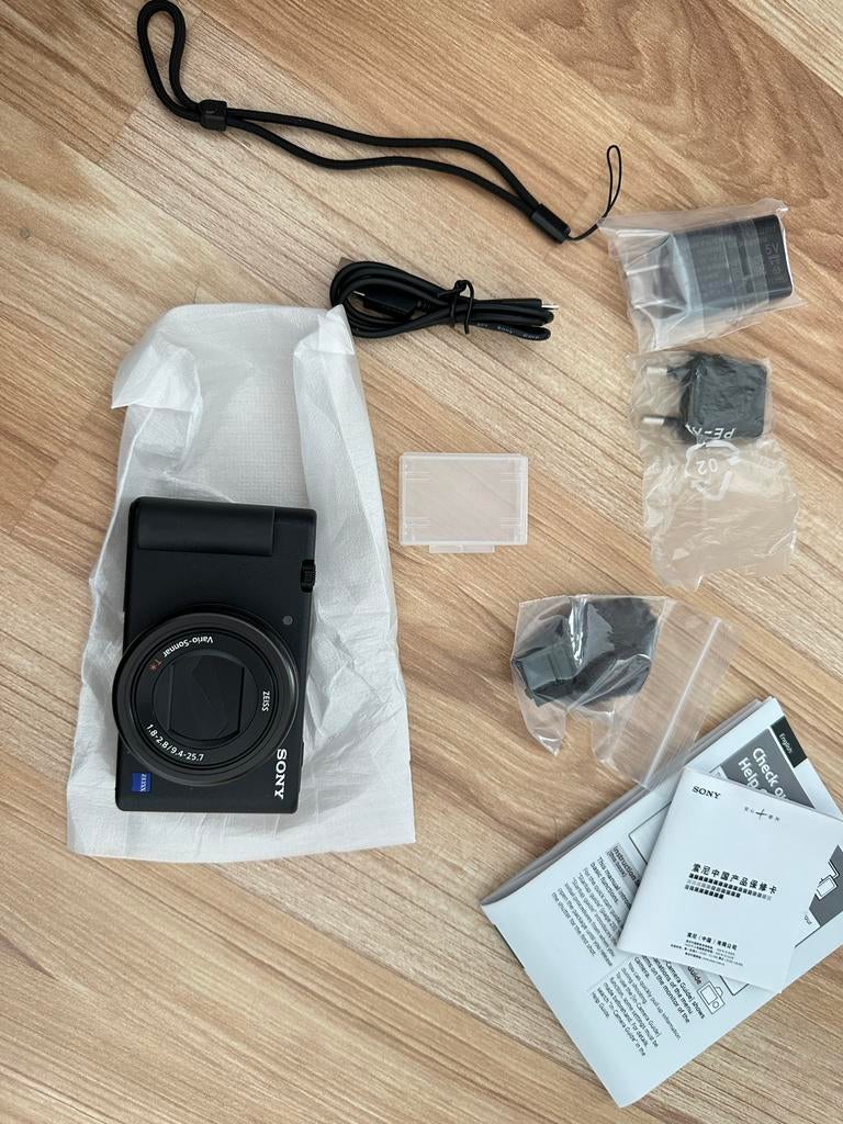 gloednieuwe camera Sony ZV1 (nooit gebruikt), Ophalen of Verzenden, Nieuw, Compact, Sony