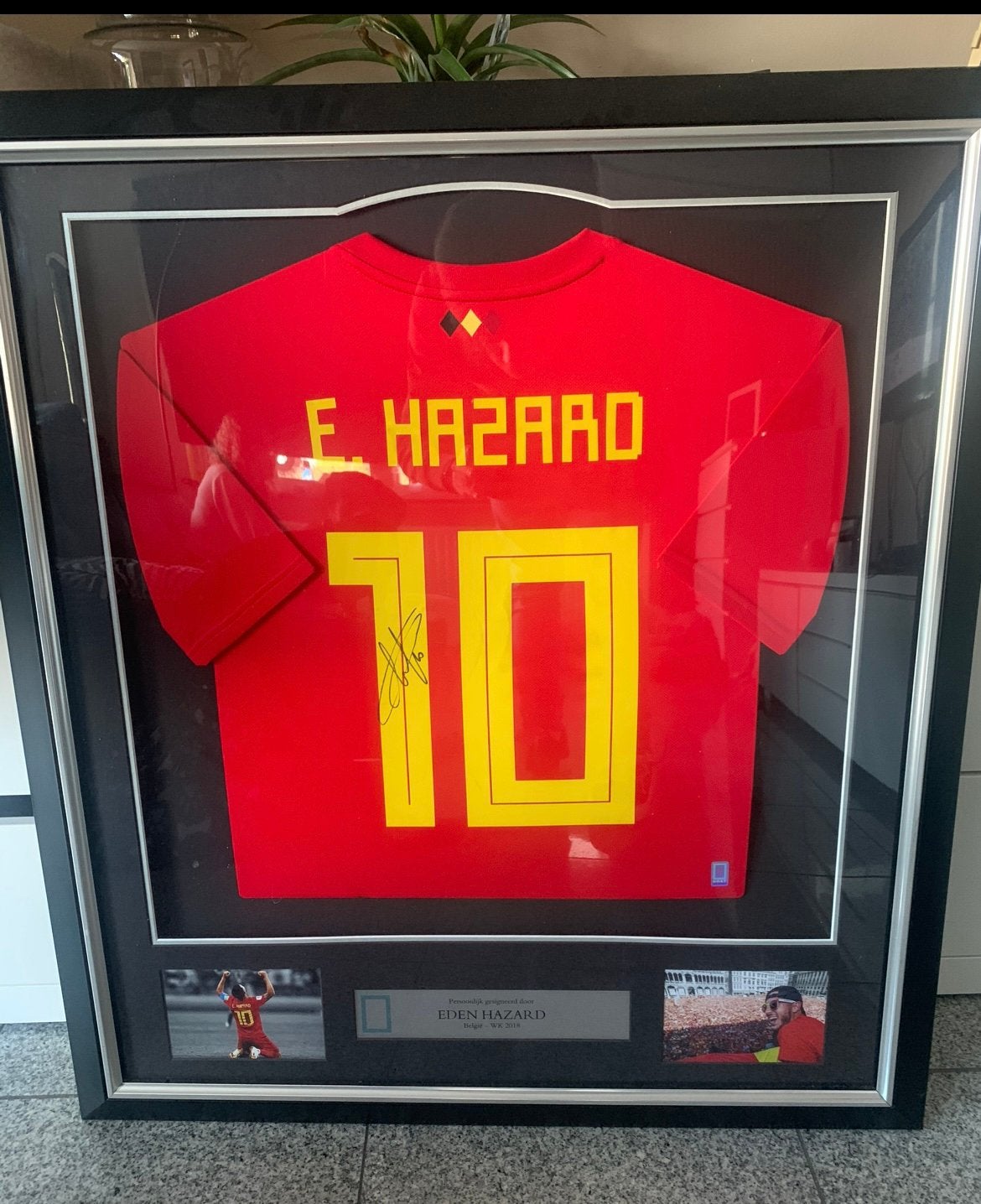 Gesigneerde shirt Eden Hazard WK 2018, Verzamelen, Ophalen, Zo goed als nieuw, Shirt