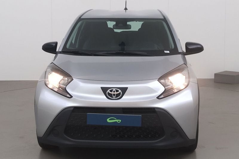 Toyota Aygo X 1.0i vvt-i x play 72, Auto's, Toyota, 4 zetels, Gebruikt, Overige bekleding, 72 pk
