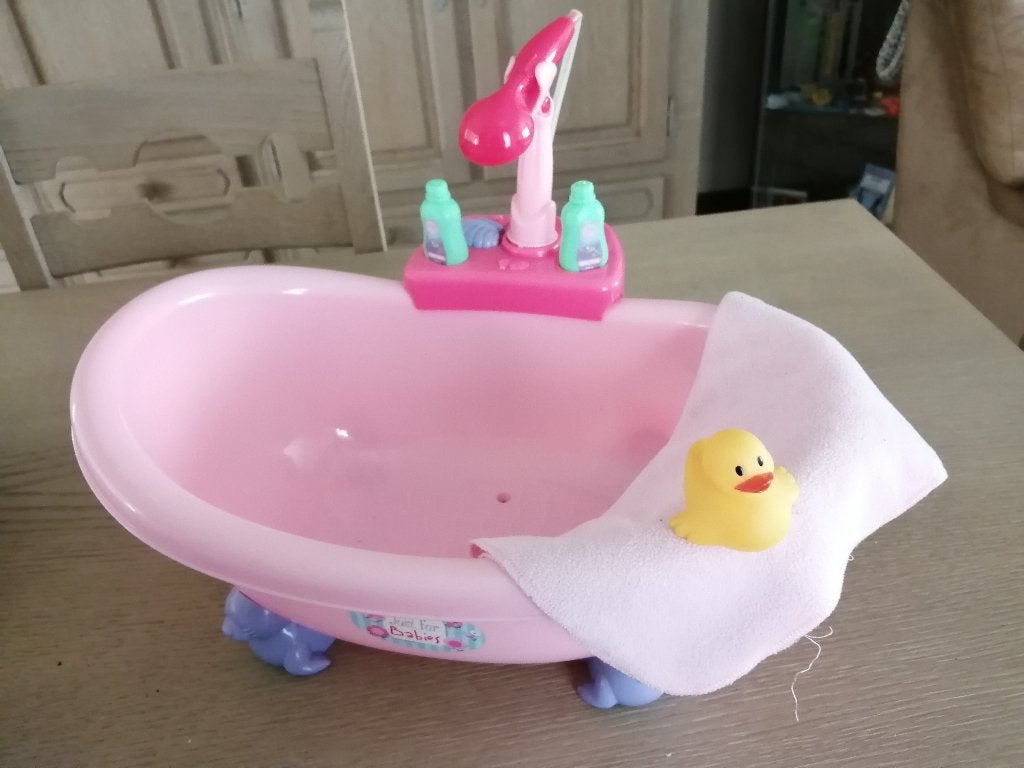 poppenbadje met sproeier, Kinderen en Baby's, Speelgoed | Poppen, Ophalen of Verzenden, Zo goed als nieuw, Overige typen
