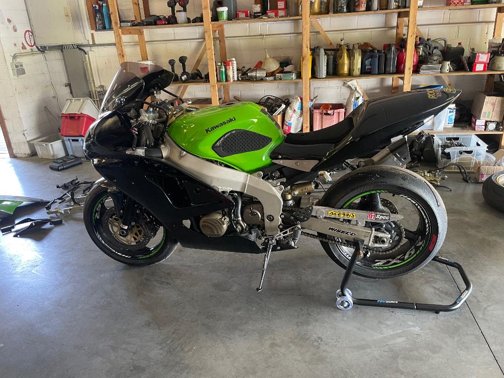 Circuit Kawasaki zx6r, Motoren, Occasion, 4 cilinders, Motorrijbewijs A, Super Sport
