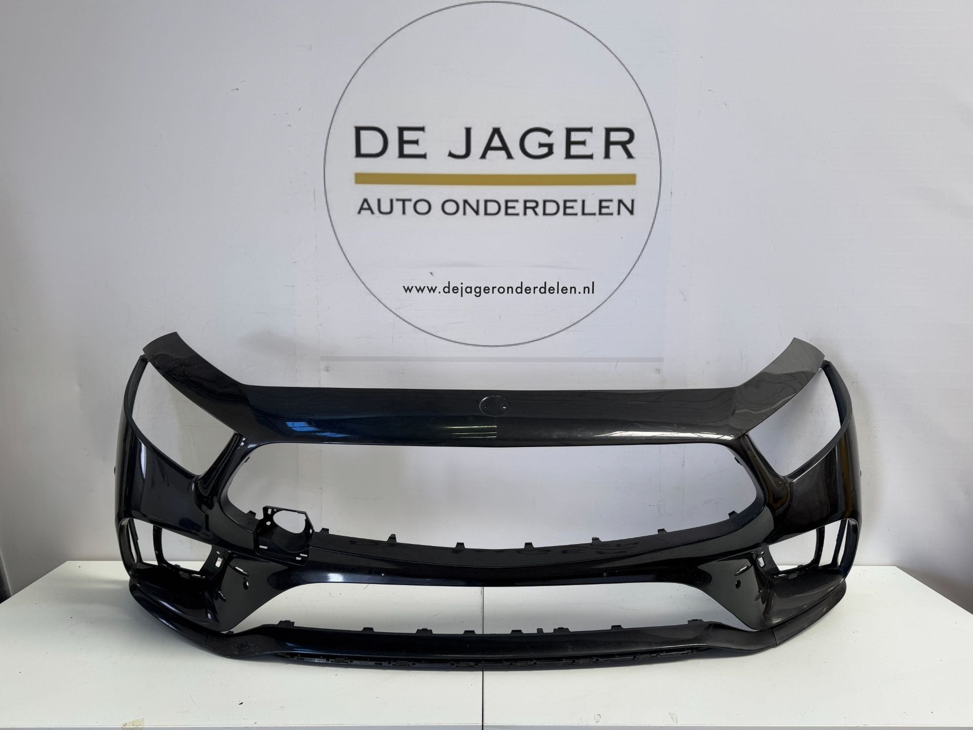 Pare-chocs avant Mercedes W257 CLS AMG 2017- A2478804460, Mercedes-Benz AG, Pare-chocs, Mercedes-Benz, Utilisé