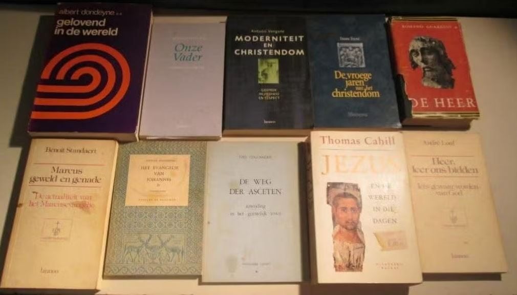 10 oude Religieuze Boeken, Ophalen of Verzenden, Zo goed als nieuw, Christendom | Katholiek