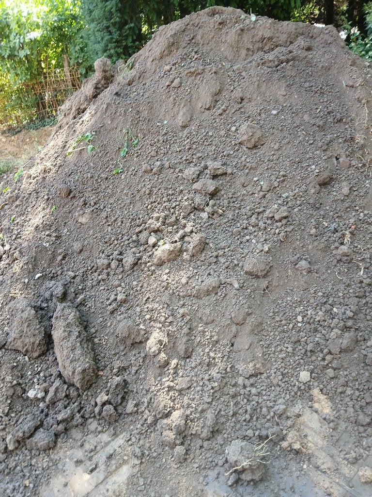 Terre à donner, Enlèvement